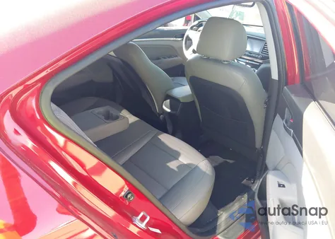 2019 Hyundai Elantra Limited из США, поврежденный, VIN KMHD84LF2KU854447